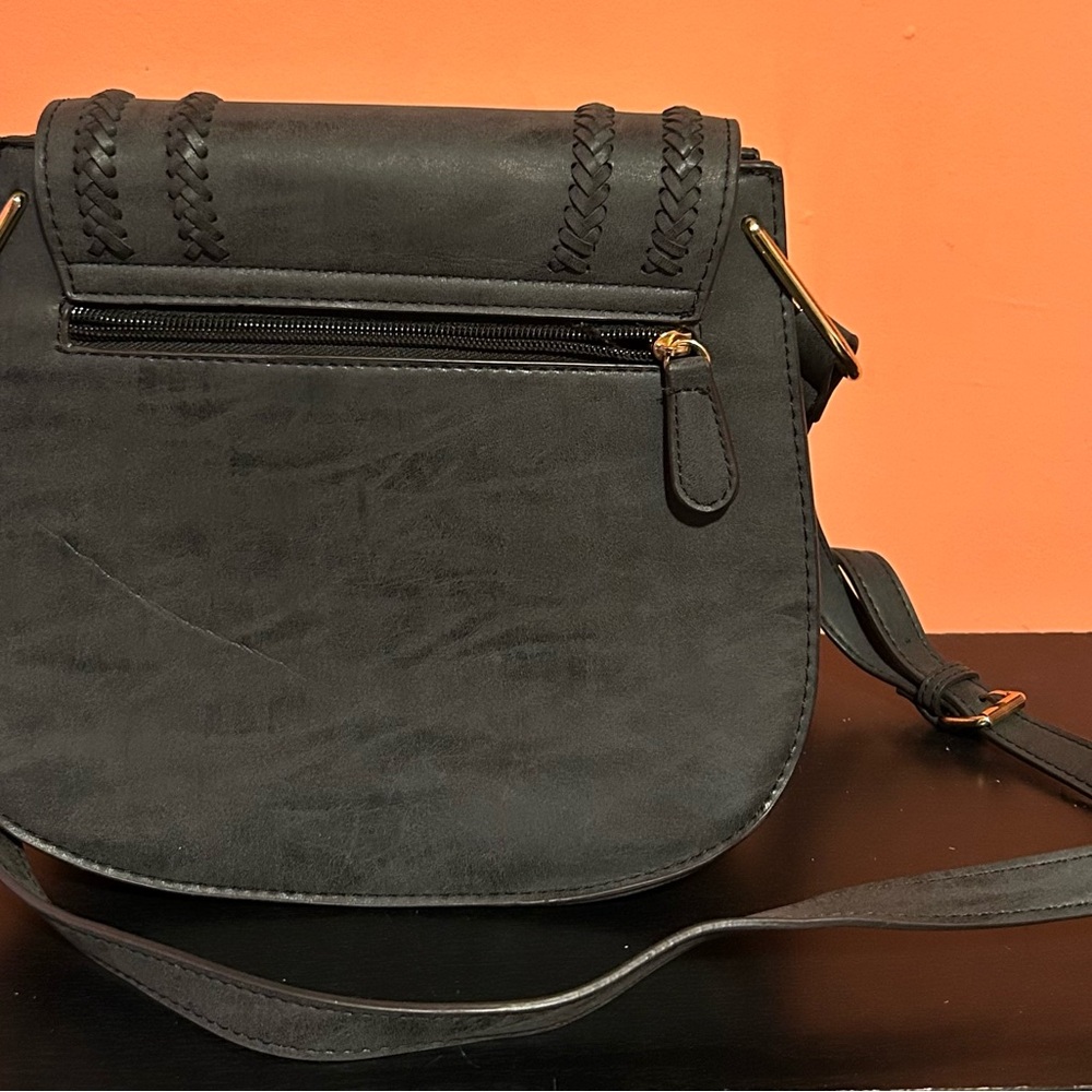 Franco Sarto Grey Vegan Leather Rex Saddle Crossbody Bag with Tinsel Fringe - Picture 6 of 10
